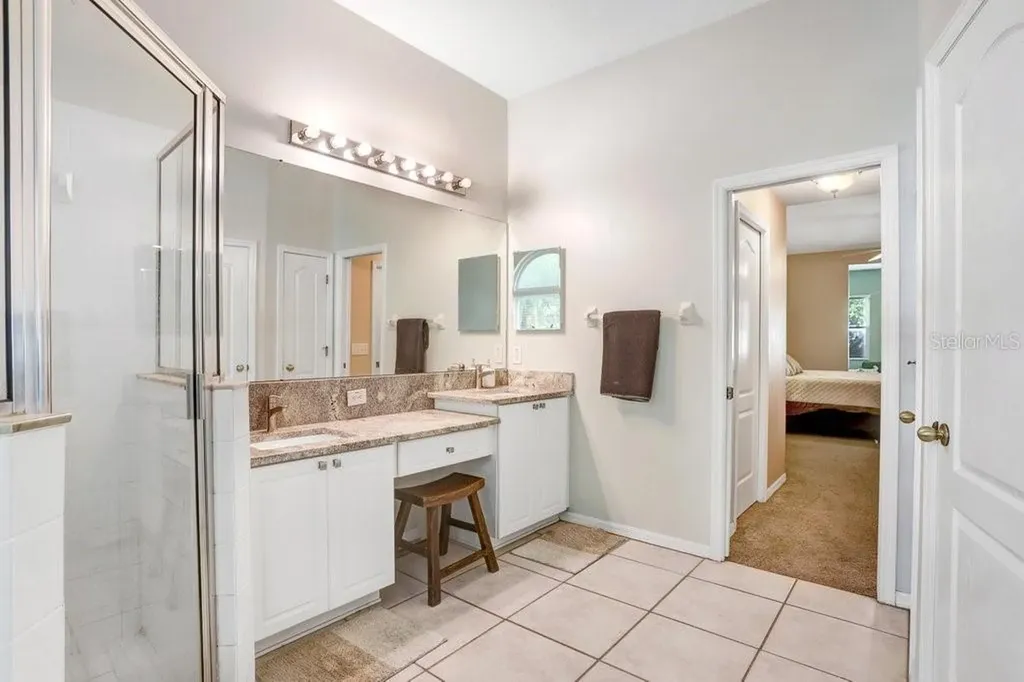 829 Innergary Place Valrico FL 33594