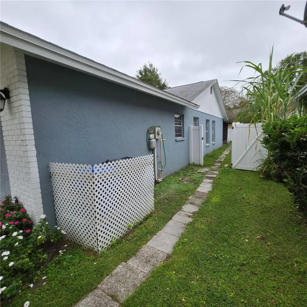 13202 Pine Creek Circle Riverview FL 33579