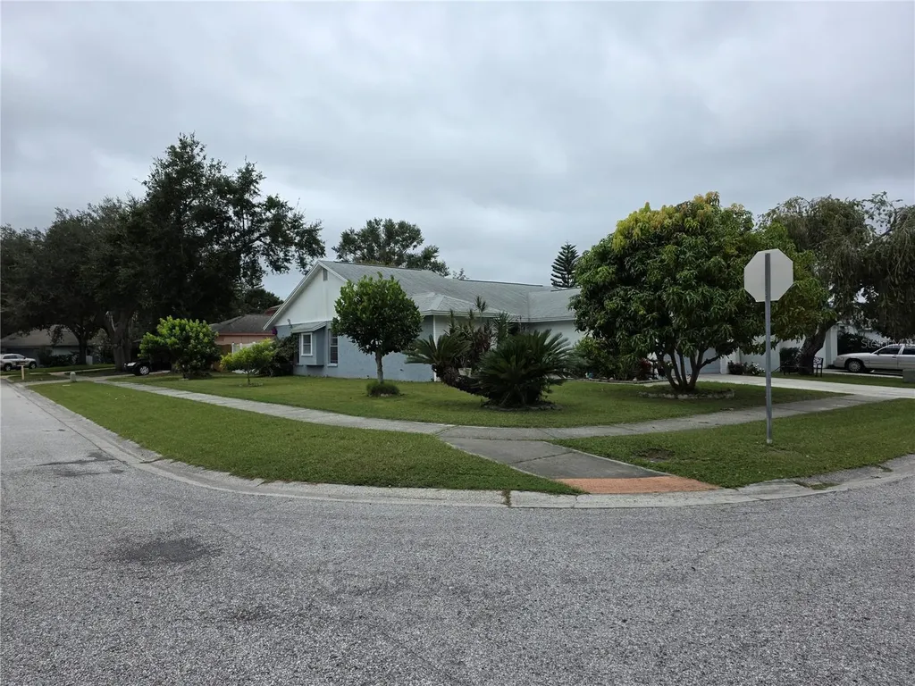 13202 Pine Creek Circle Riverview FL 33579