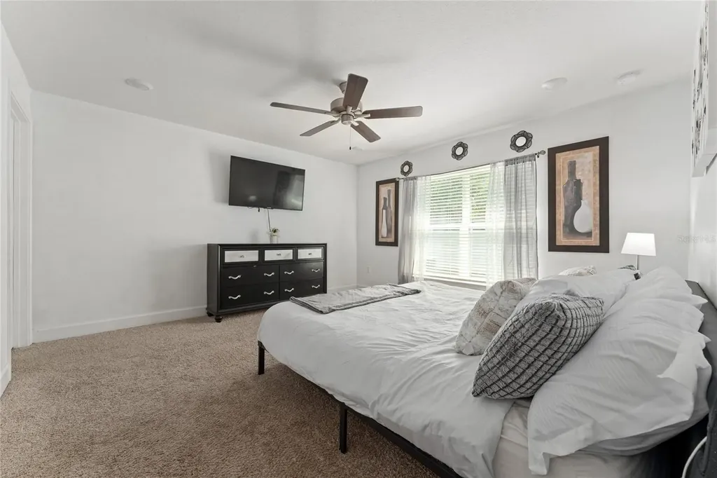 236 Elm Court Kissimmee FL 34759