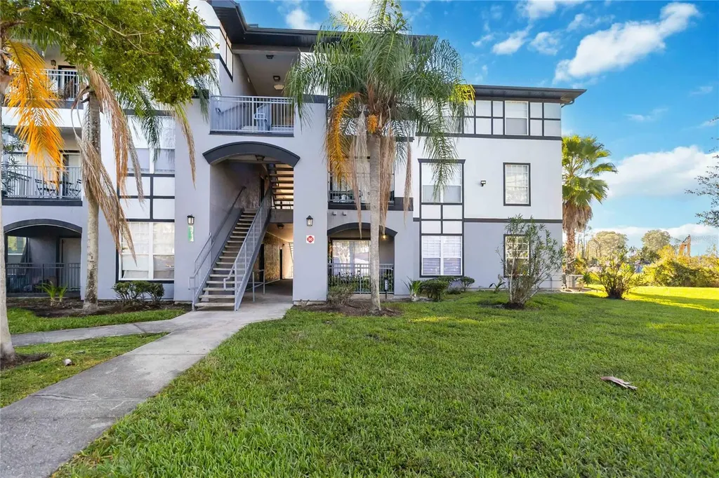 3714 Palm Desert Lane Orlando FL 32839