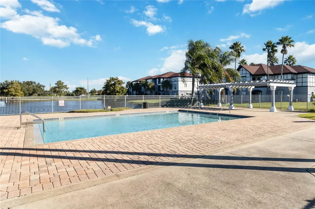 3714 Palm Desert Lane Orlando FL 32839