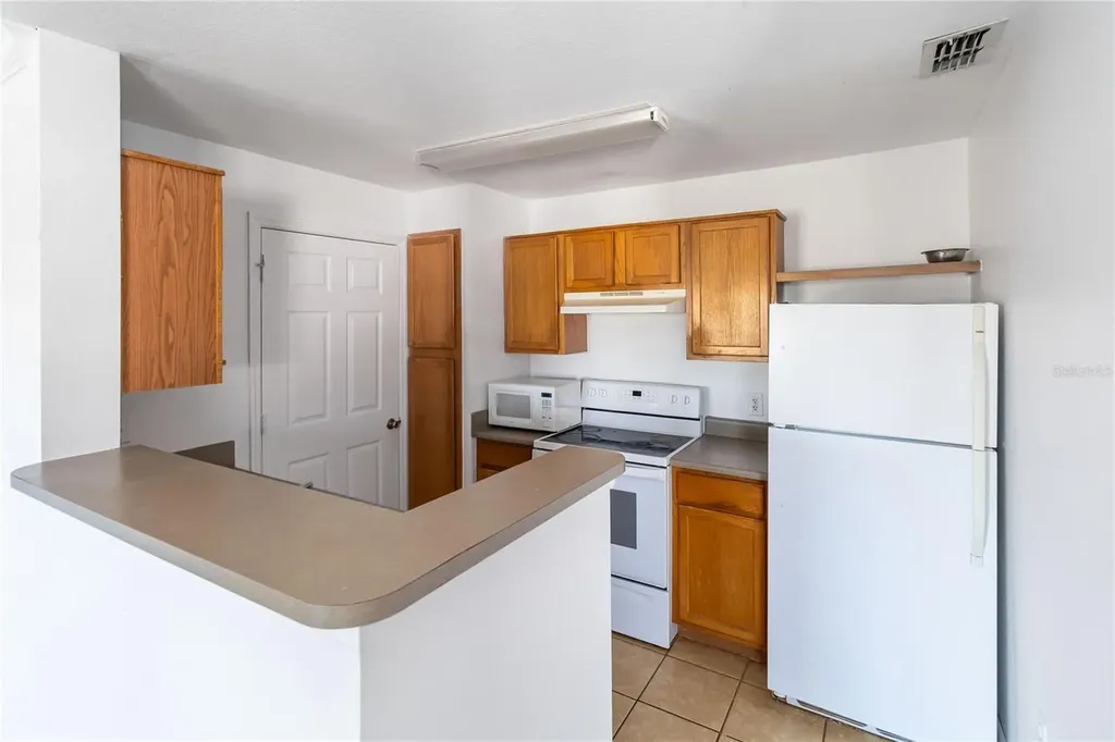 3714 Palm Desert Lane Orlando FL 32839