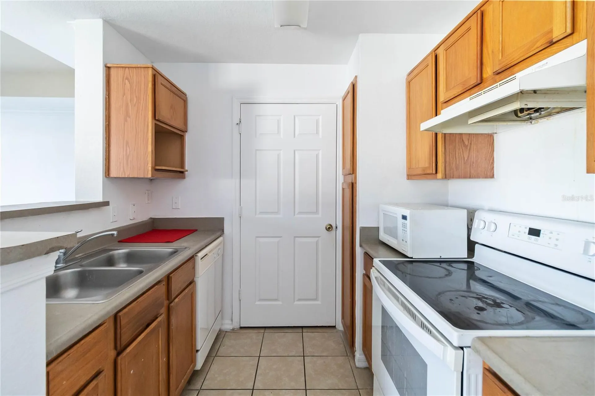 3714 Palm Desert Lane Orlando FL 32839