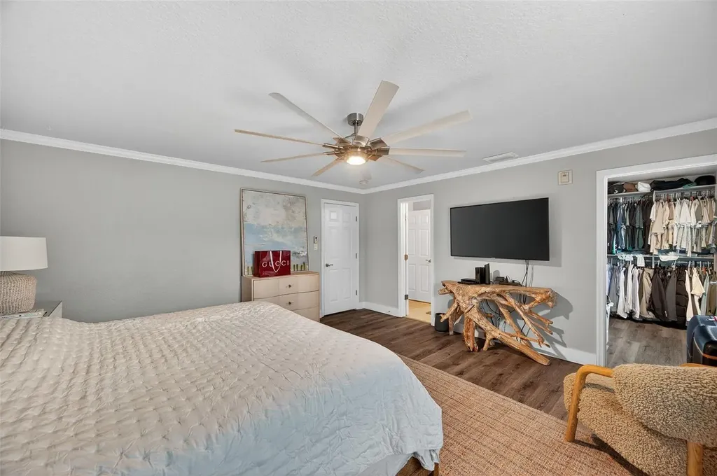 4924 Beach Drive SE St Petersburg FL 33705