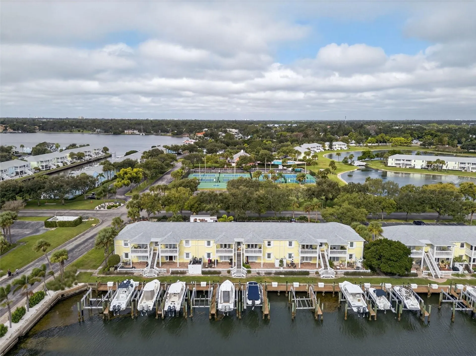 4924 Beach Drive SE St Petersburg FL 33705
