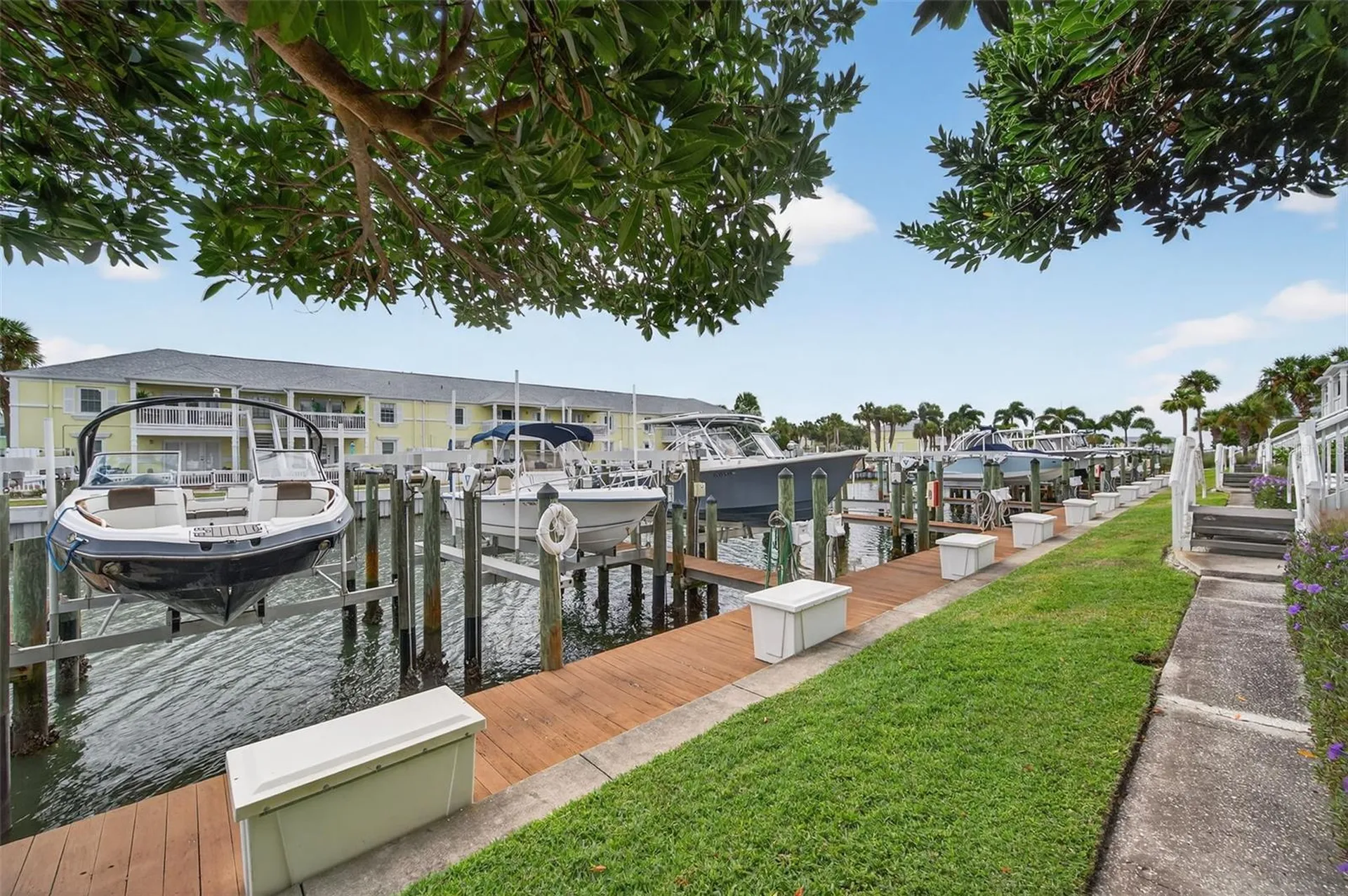 4924 Beach Drive SE St Petersburg FL 33705