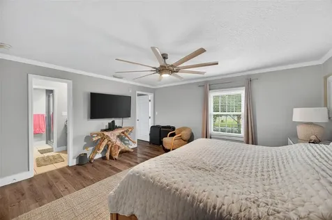 4924 Beach Drive SE St Petersburg FL 33705