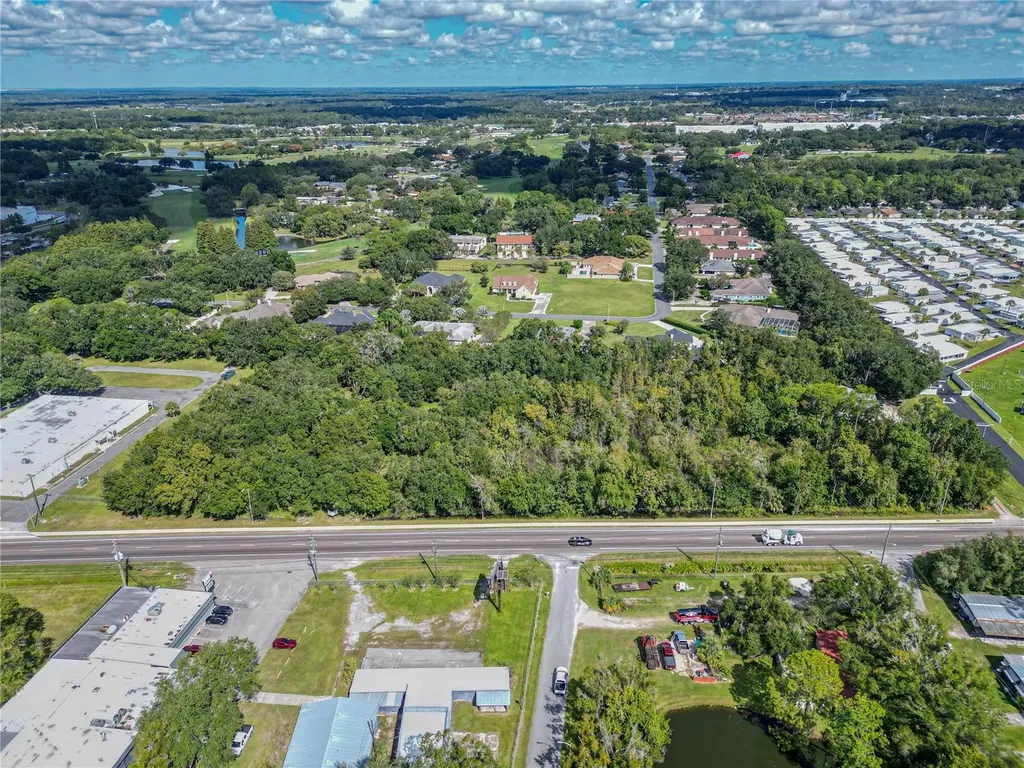2705 New Tampa Highway Lakeland FL 33815