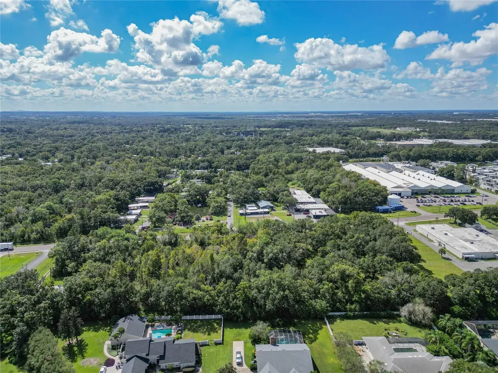 2705 New Tampa Highway Lakeland FL 33815