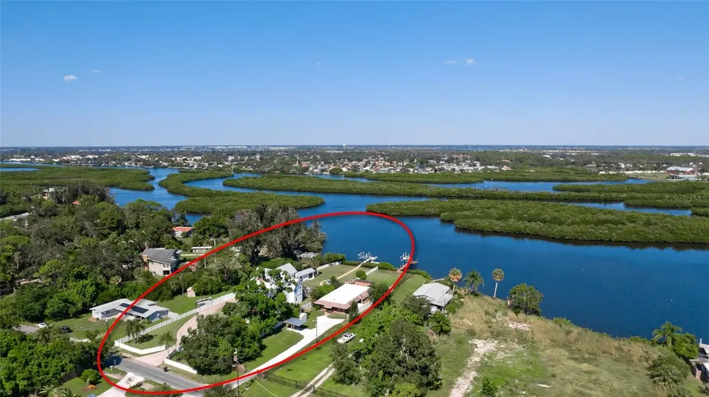 2111 51st Boulevard E Bradenton FL 34208