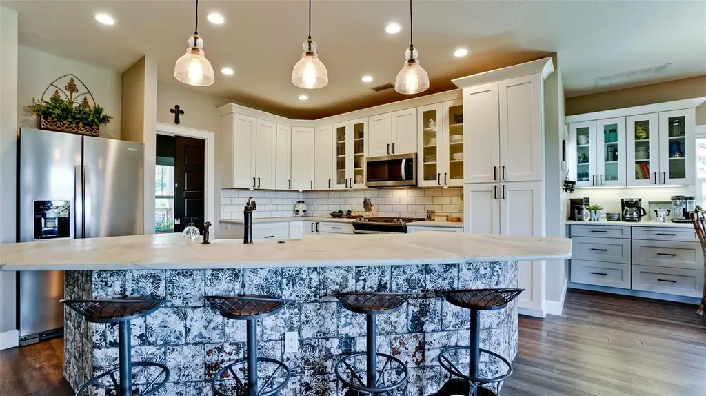 2111 51st Boulevard E Bradenton FL 34208