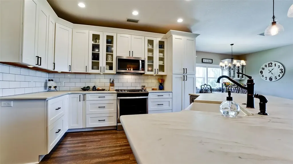2111 51st Boulevard E Bradenton FL 34208