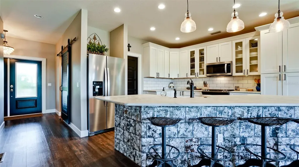 2111 51st Boulevard E Bradenton FL 34208