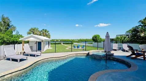 2111 51st Boulevard E Bradenton FL 34208