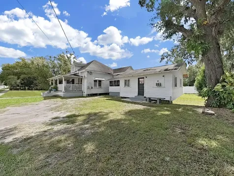 601 W Baker Street Plant City FL 33563