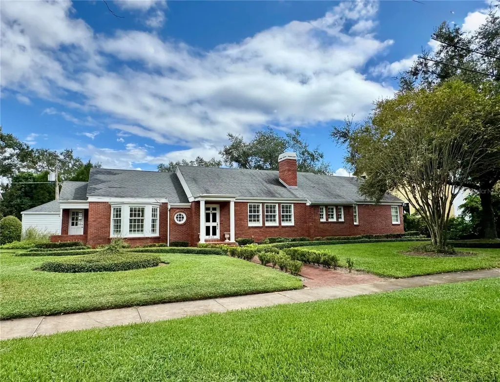 912 S Himes Avenue Tampa FL 33629