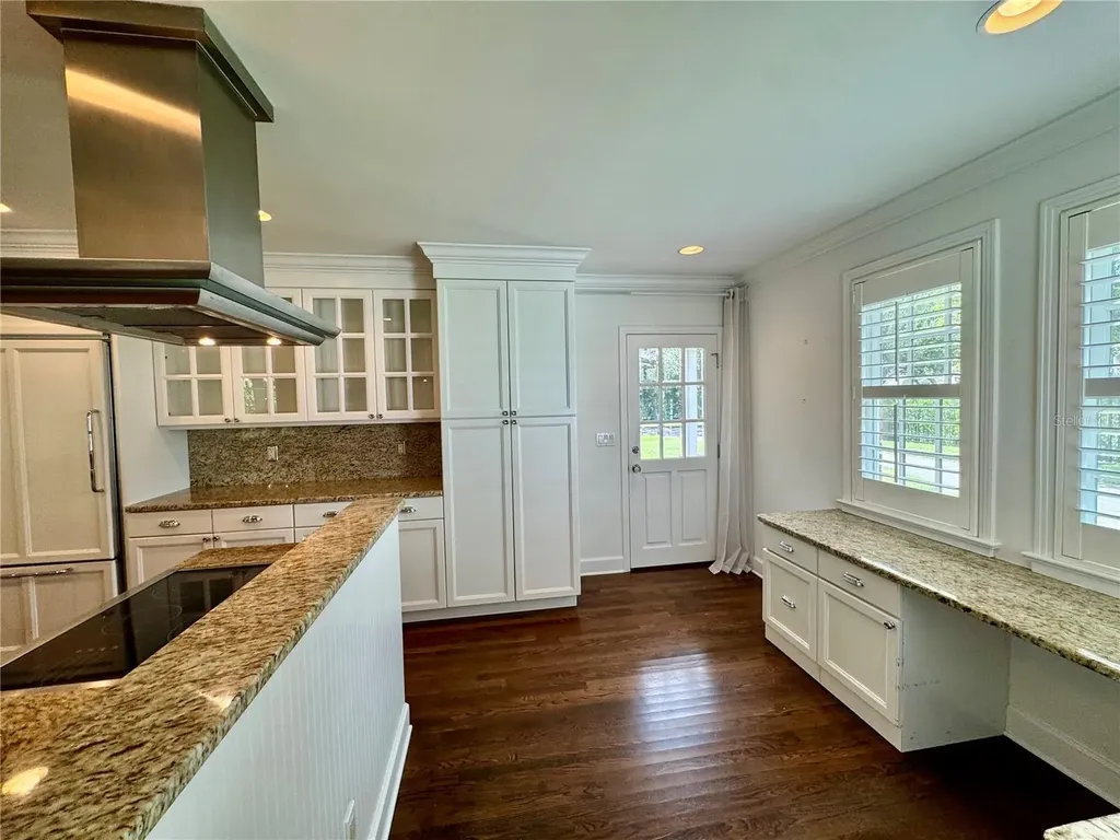912 S Himes Avenue Tampa FL 33629