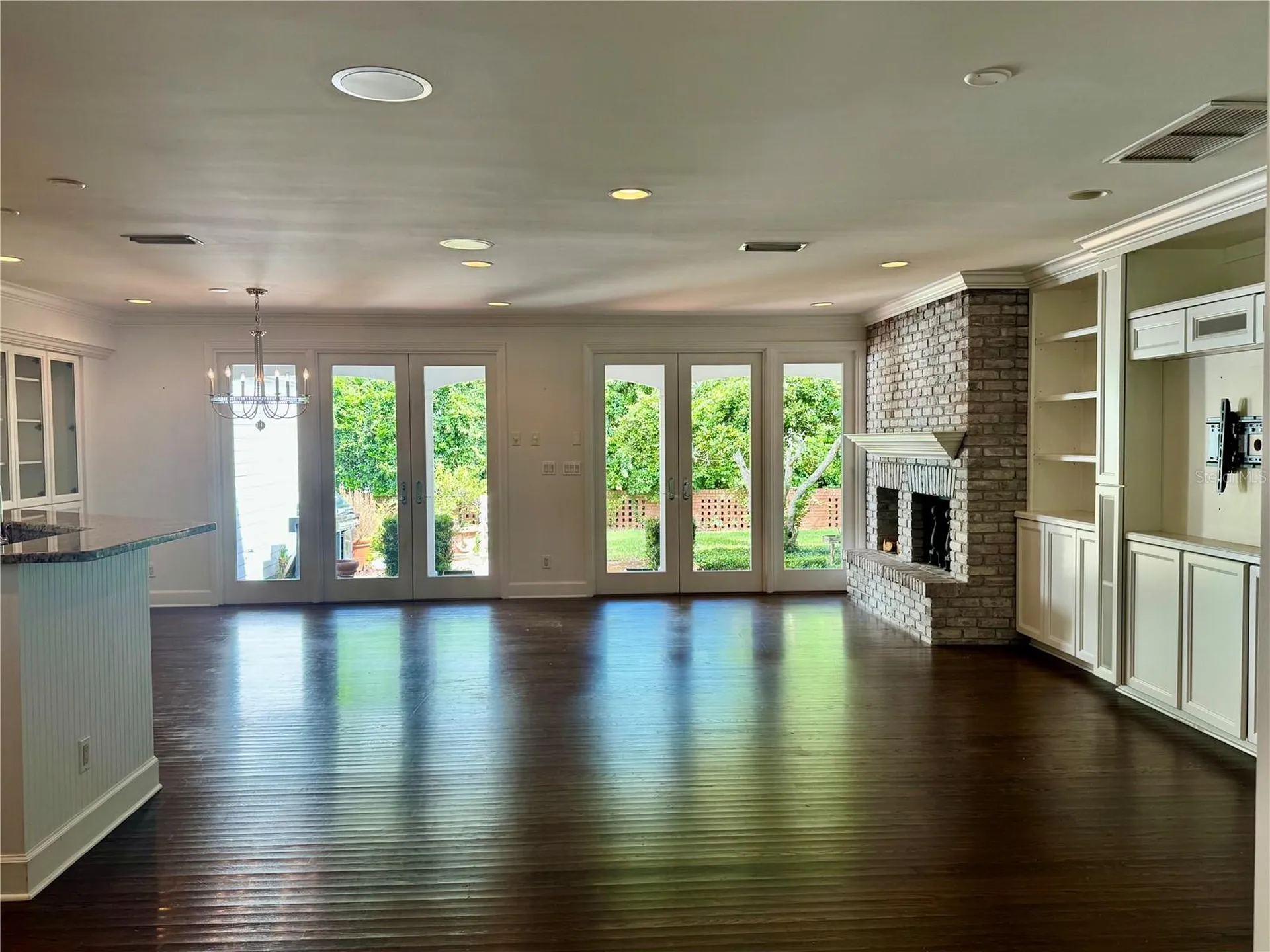 912 S Himes Avenue Tampa FL 33629
