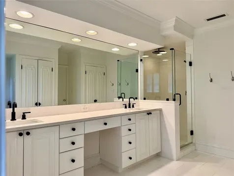 912 S Himes Avenue Tampa FL 33629