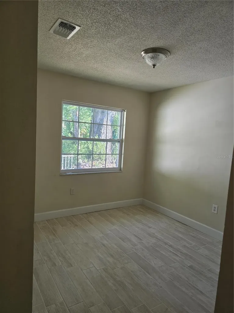 1215 6th Street W Bradenton FL 34205
