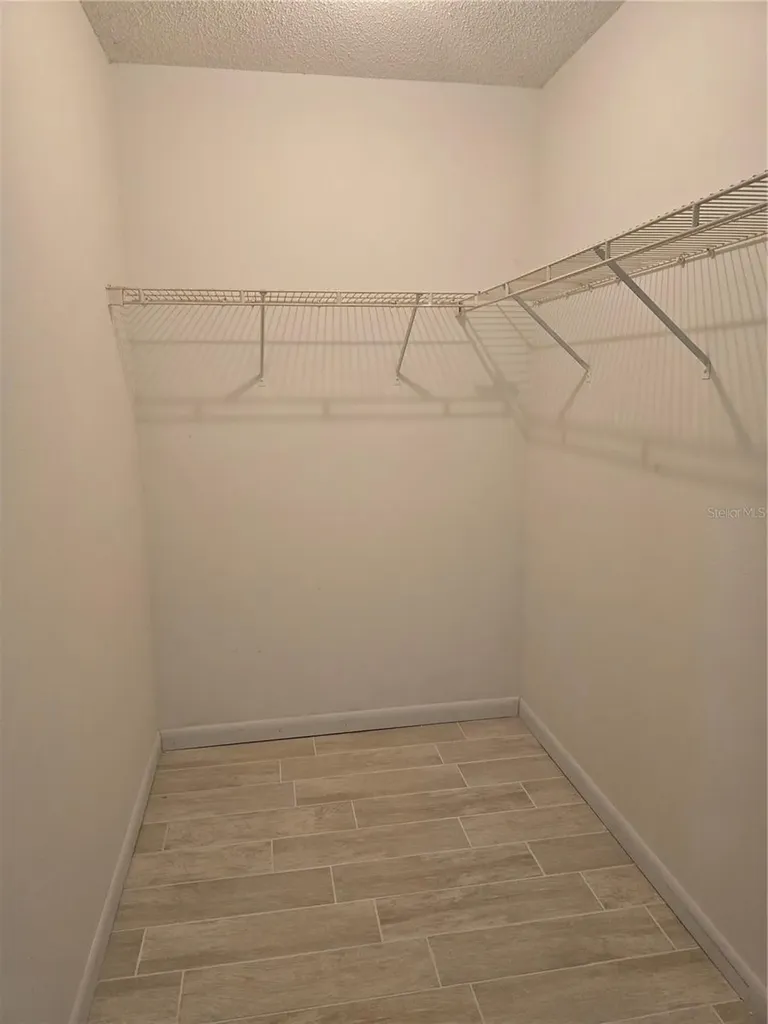 1215 6th Street W Bradenton FL 34205