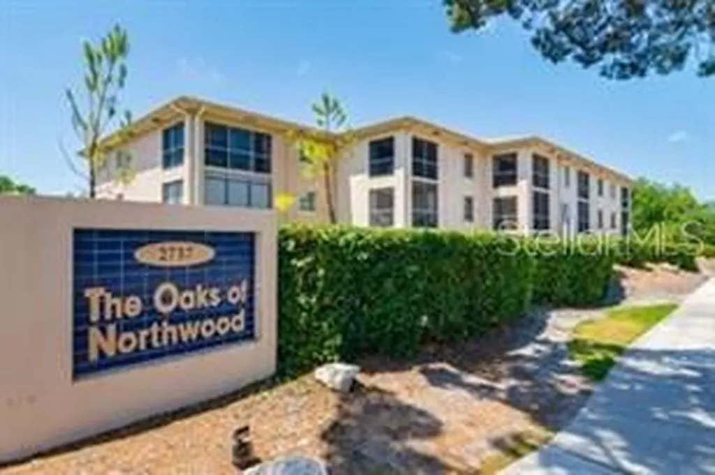 2737 Enterprise Road E Clearwater FL 33761