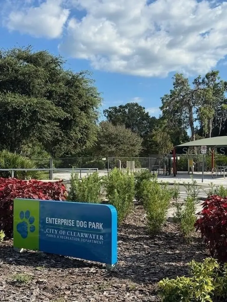 2737 Enterprise Road E Clearwater FL 33761