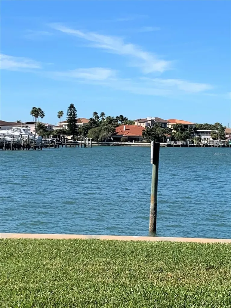 240 Sand Key Estates Drive Clearwater FL 33767