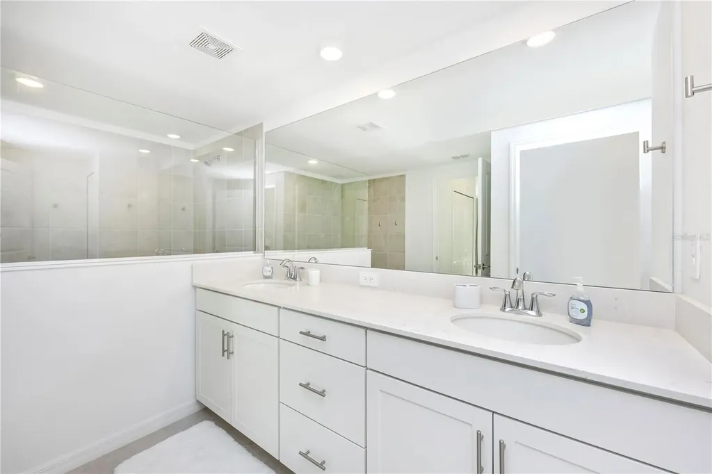 17640 Boracay Court Venice FL 34293