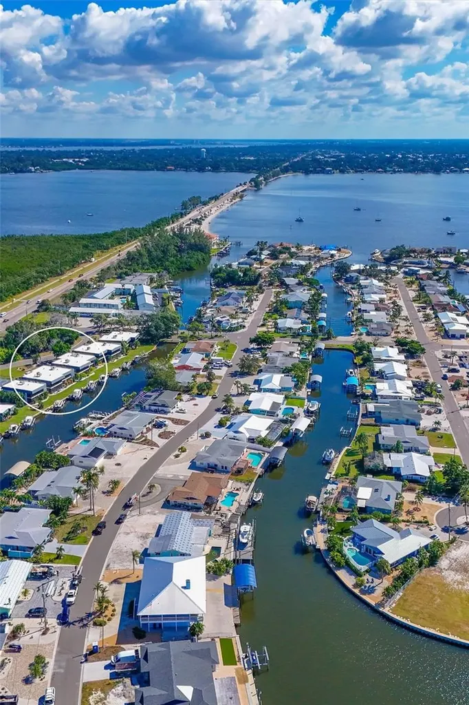 10313 Waterbird Way Bradenton FL 34209