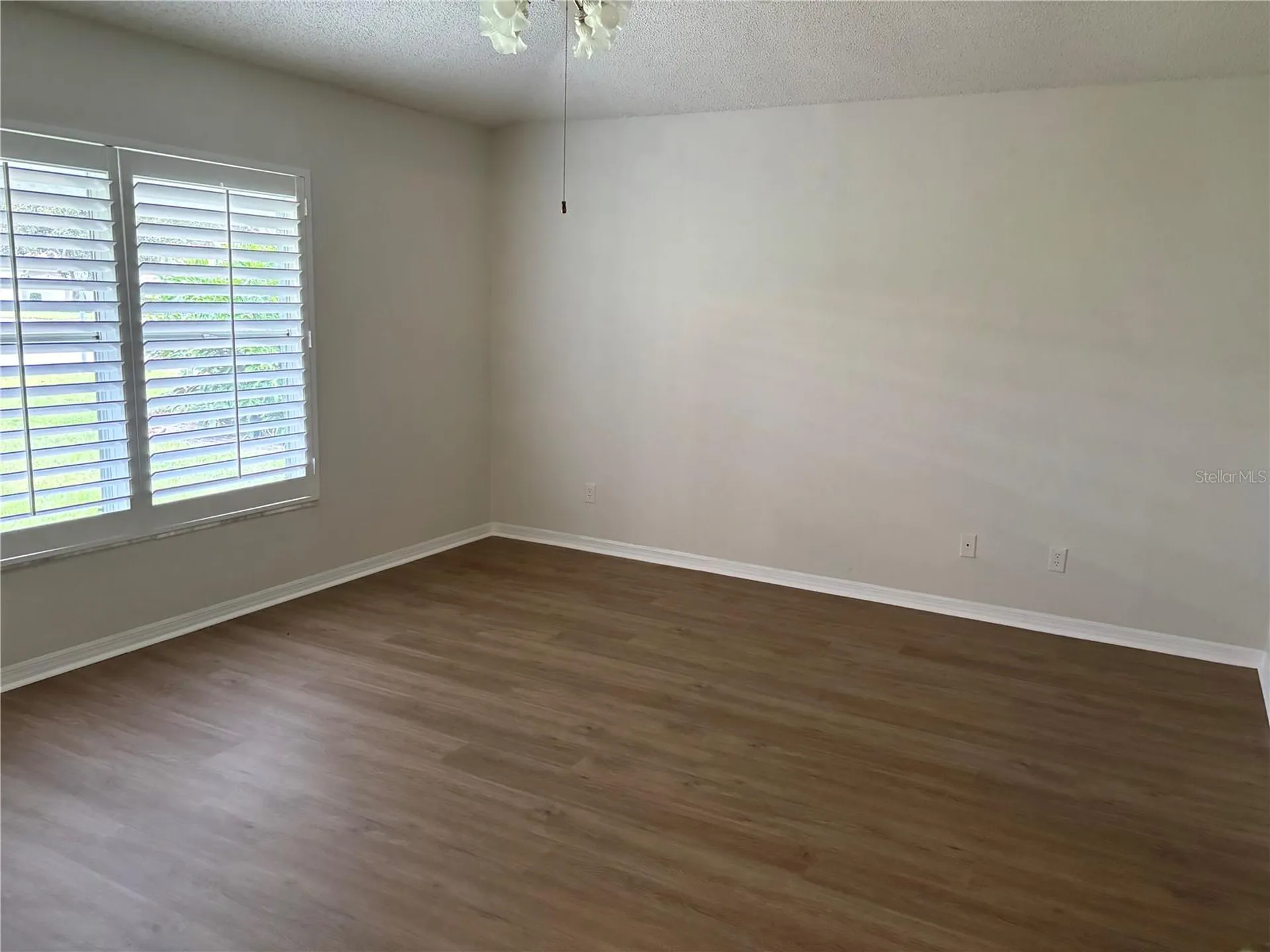 1001 Otter Mill Way Sun City Center FL 33573