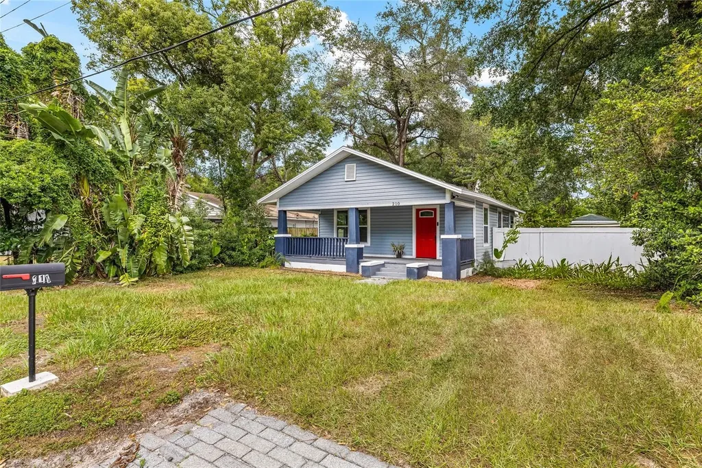 210 E Cluster Avenue Tampa FL 33604