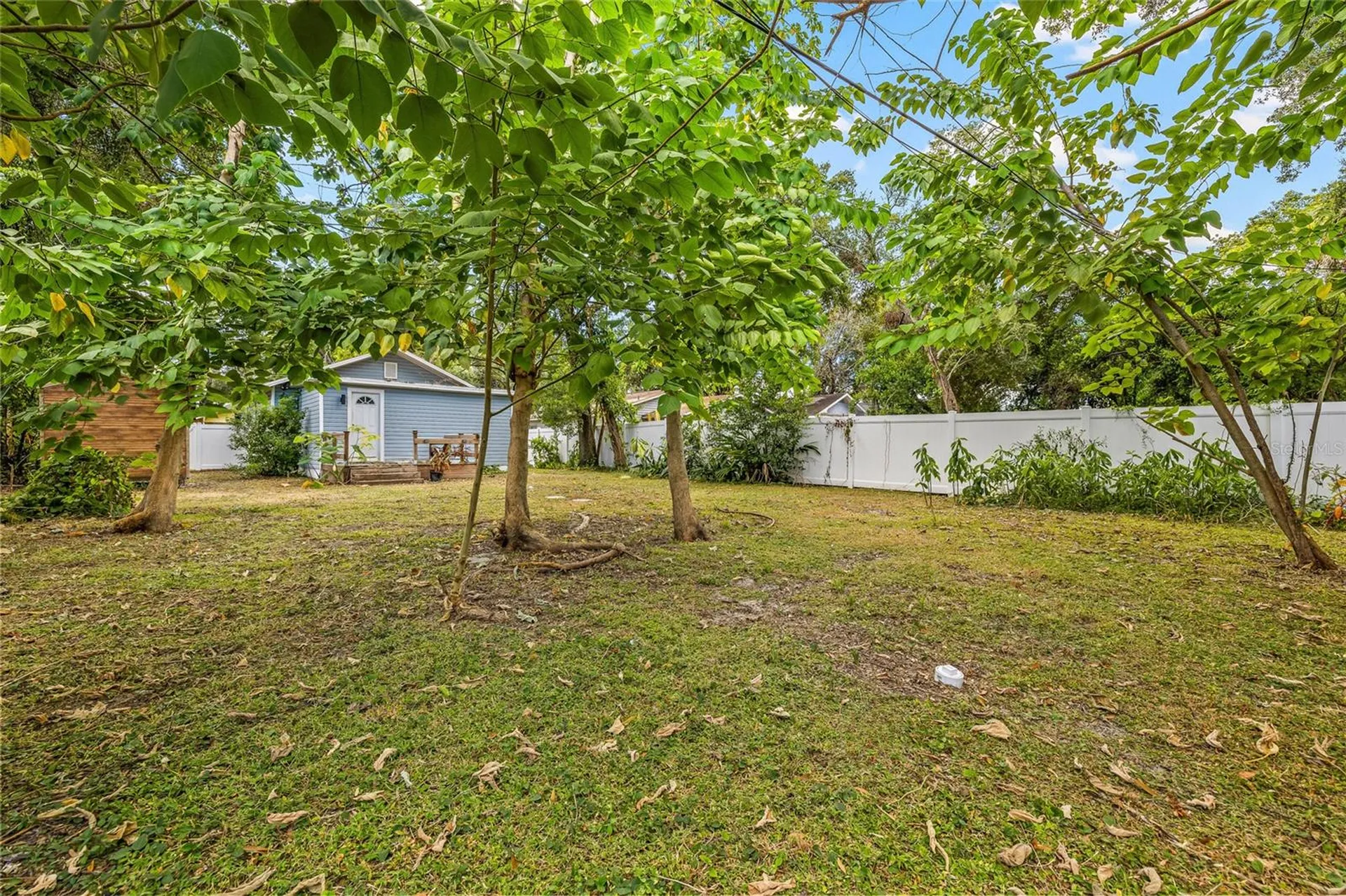 210 E Cluster Avenue Tampa FL 33604
