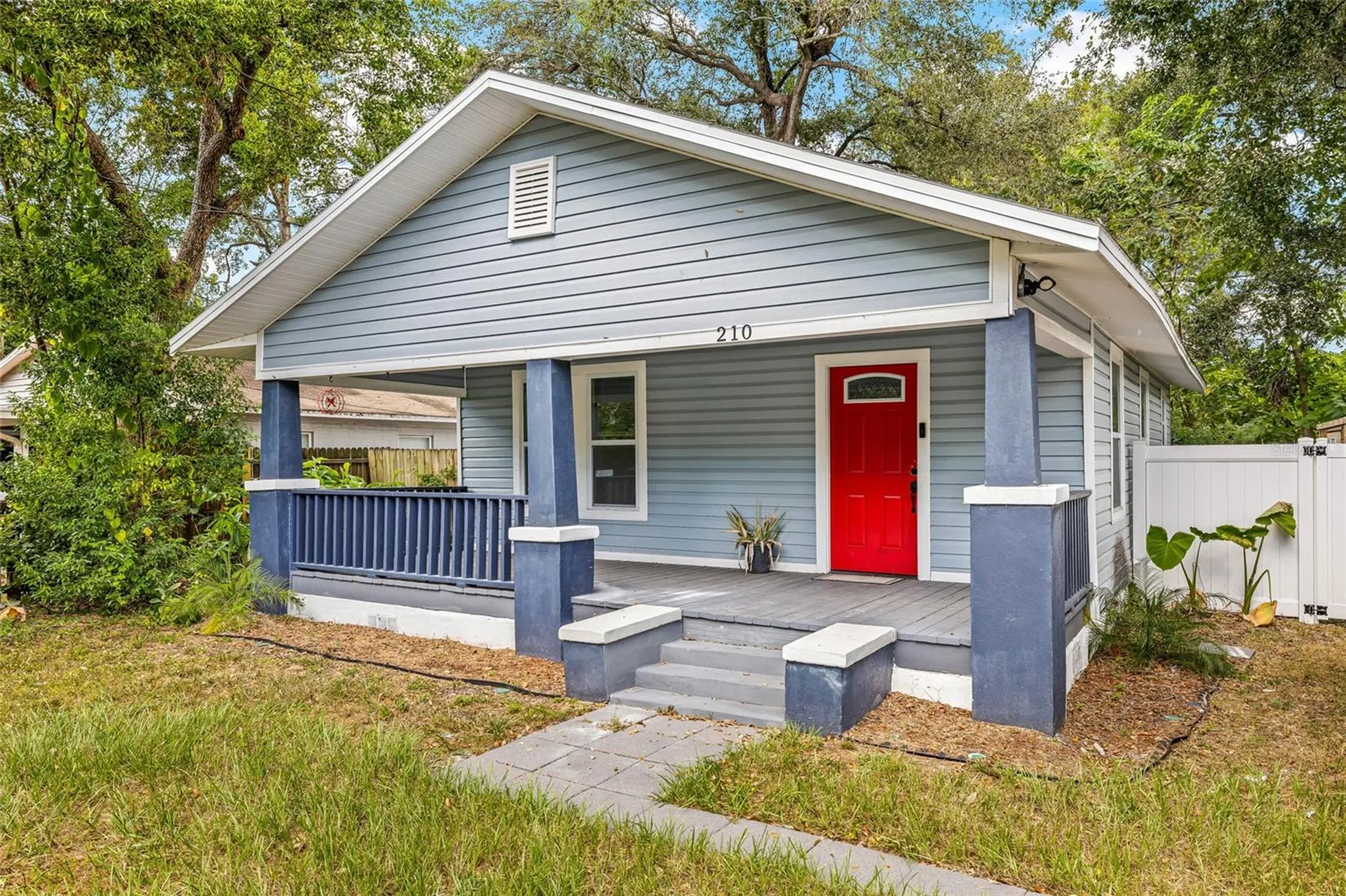 210 E Cluster Avenue Tampa FL 33604
