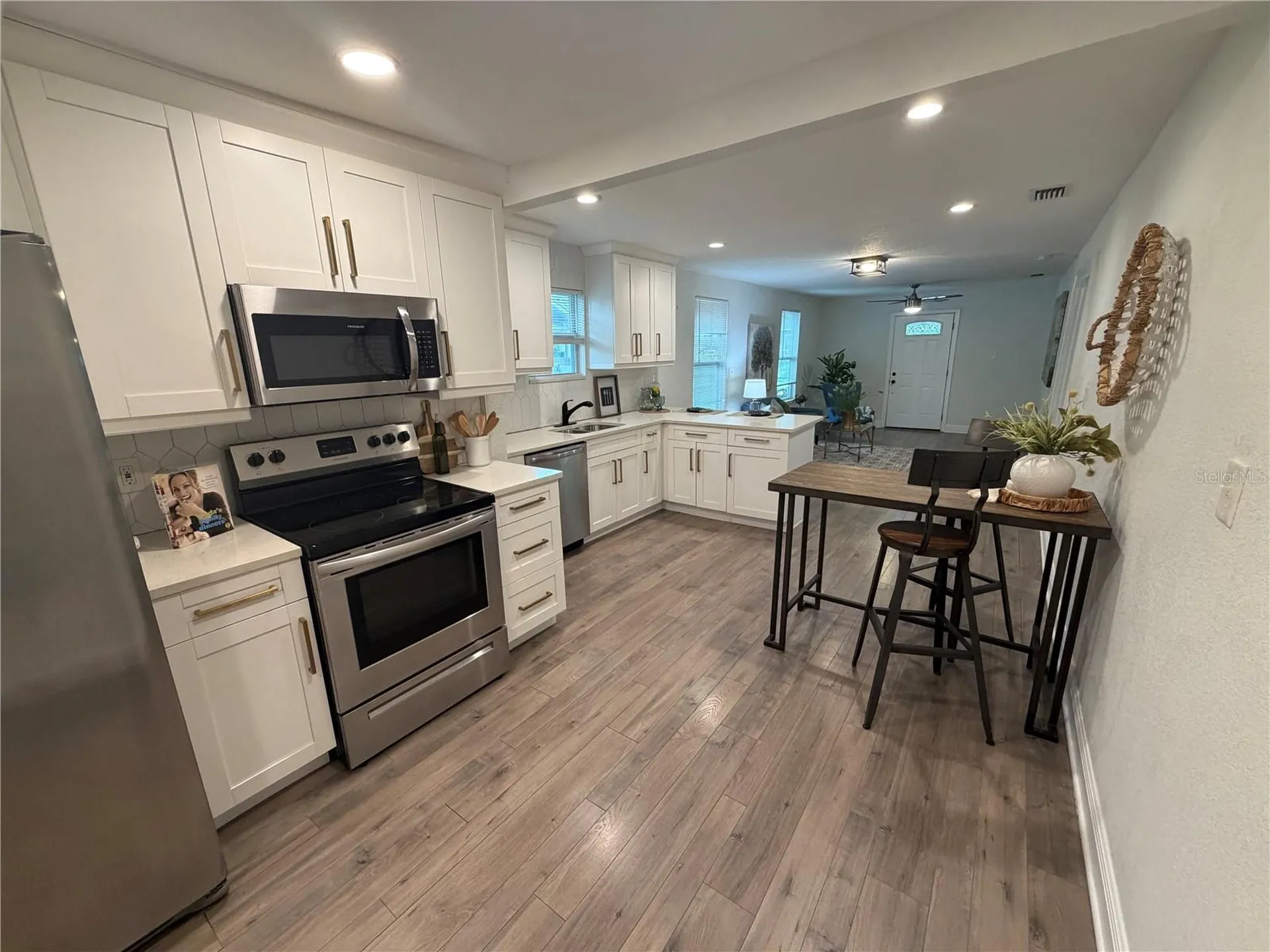 210 E Cluster Avenue Tampa FL 33604