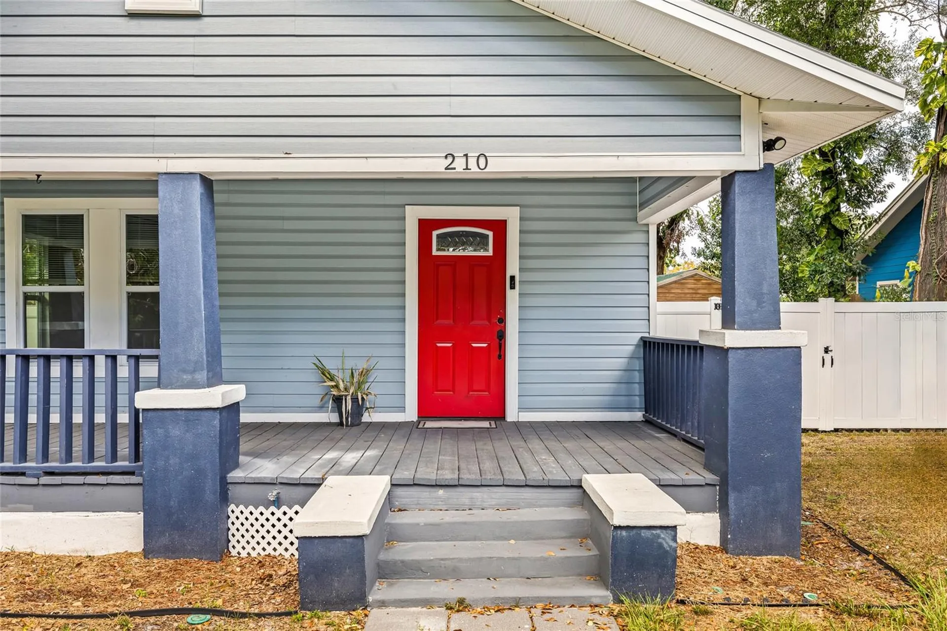 210 E Cluster Avenue Tampa FL 33604