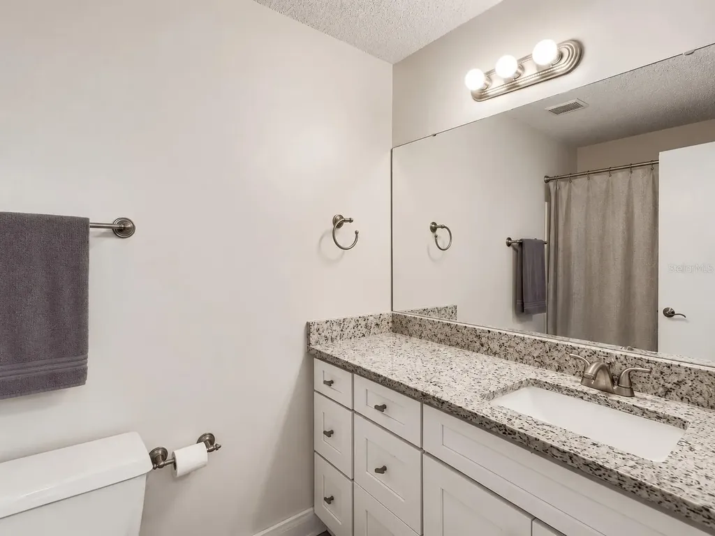 2548 Grassy Point Drive Lake Mary FL 32746