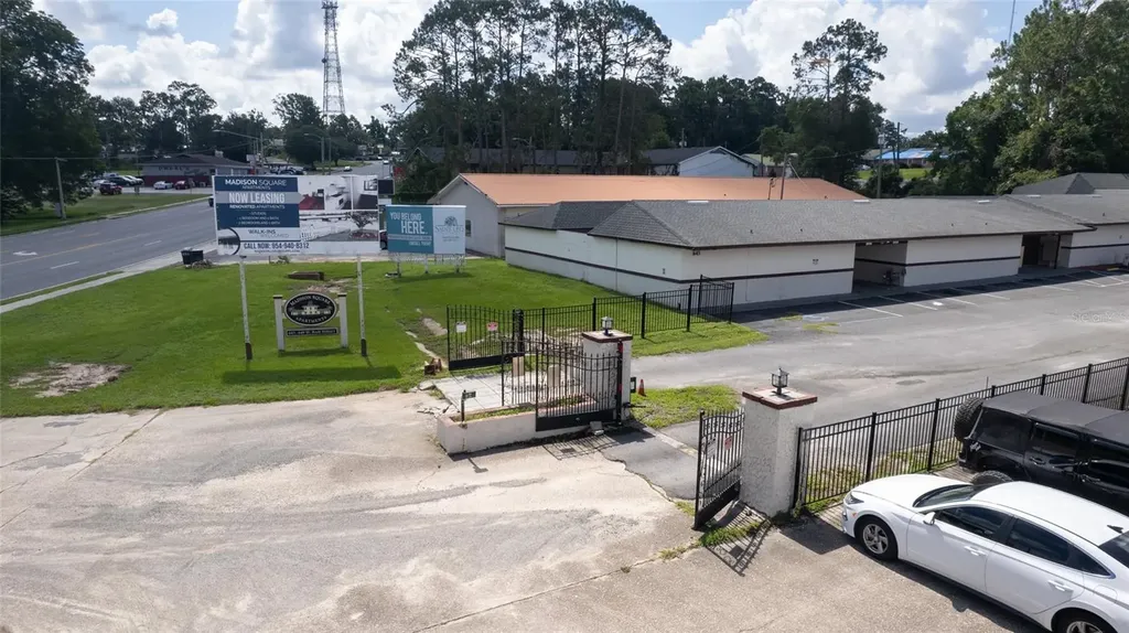 649 W Base Street Madison FL 32340