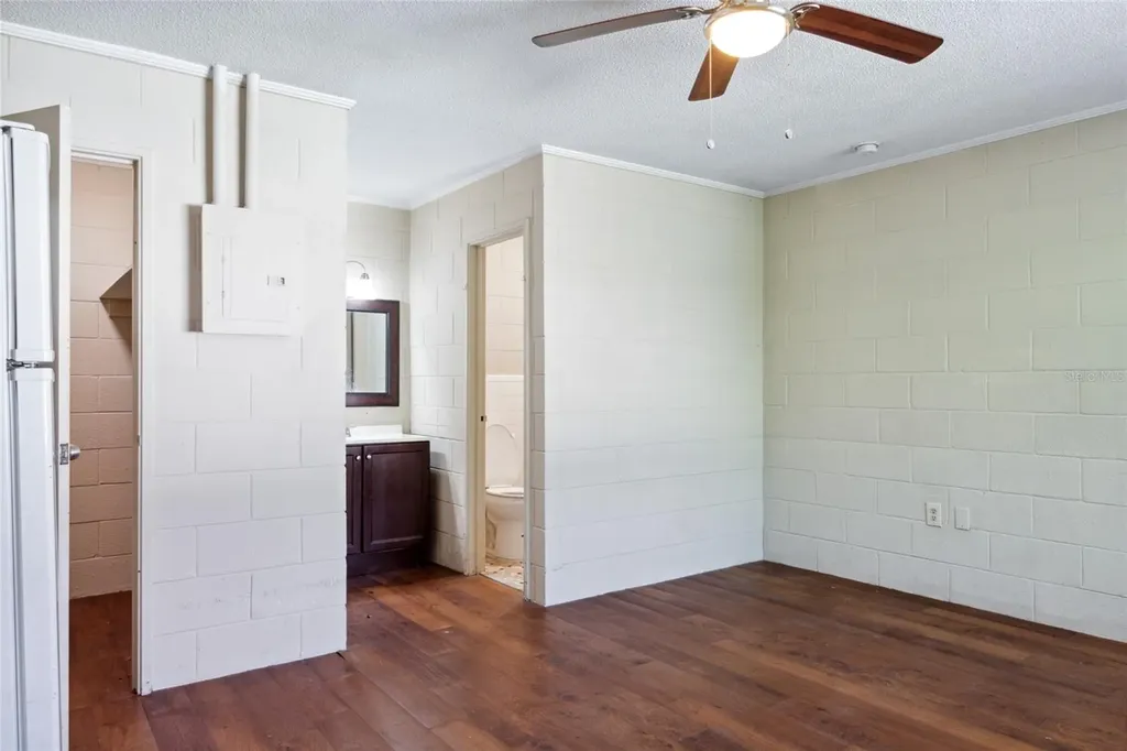 649 W Base Street Madison FL 32340