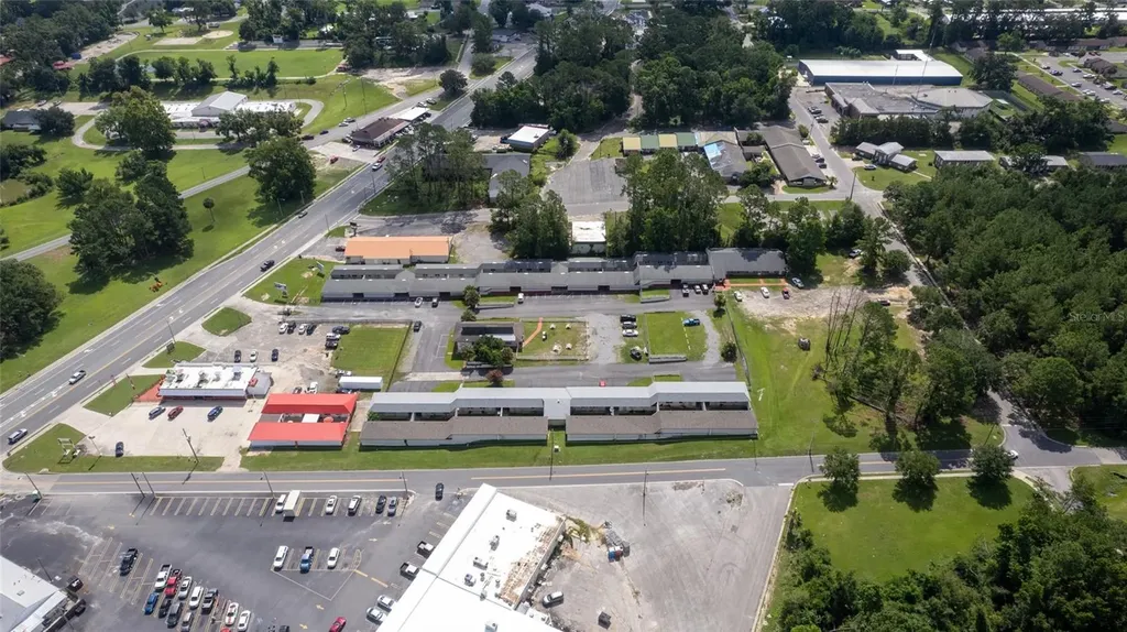 649 W Base Street Madison FL 32340