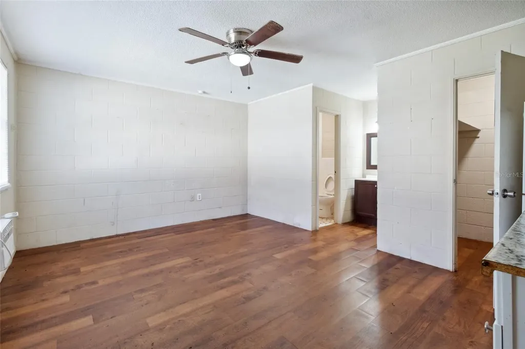 649 W Base Street Madison FL 32340