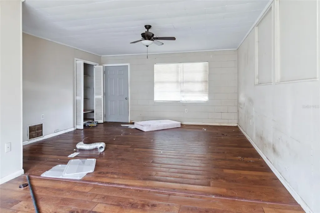 649 W Base Street Madison FL 32340