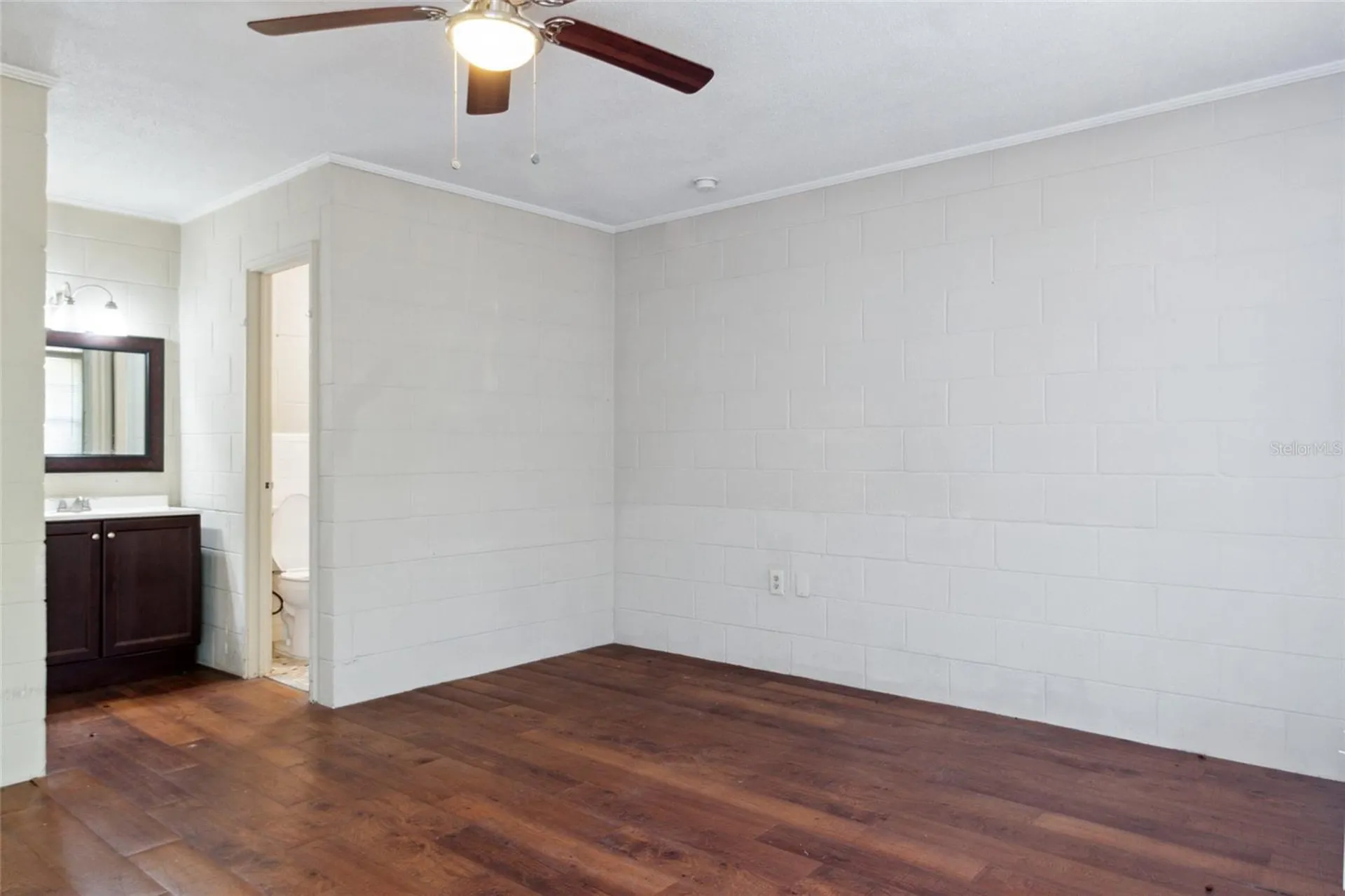 649 W Base Street Madison FL 32340