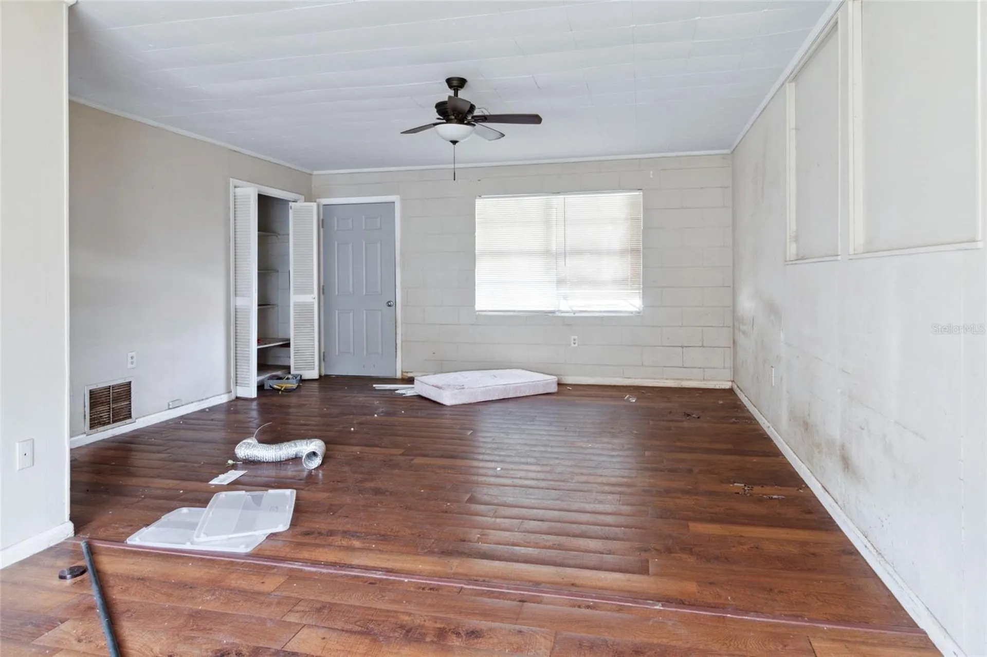 649 W Base Street Madison FL 32340