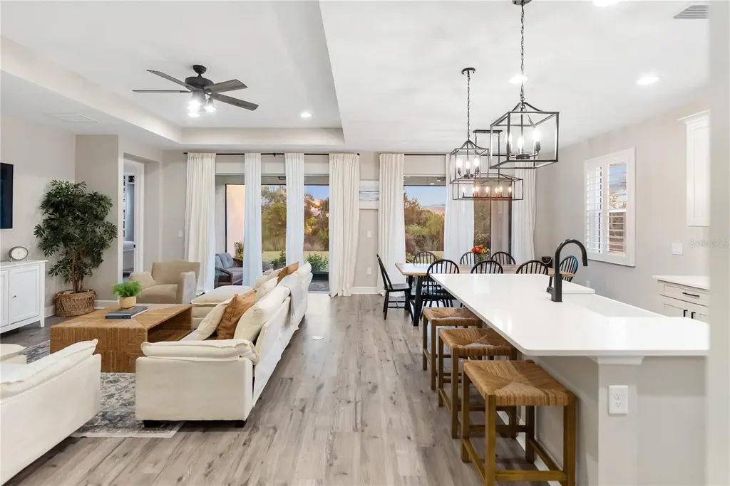 16804 Savory Mist Circle Bradenton FL 34211