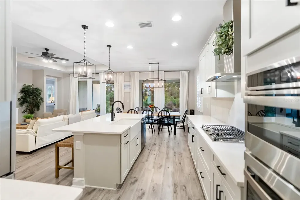 16804 Savory Mist Circle Bradenton FL 34211