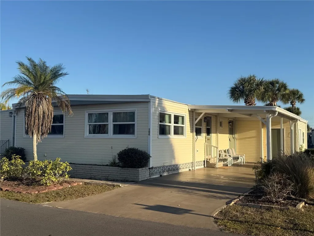 104 Via Veneto Venice FL 34285