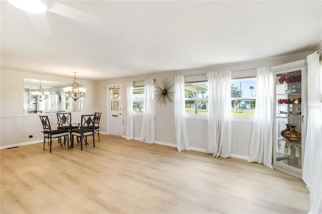 104 Via Veneto Venice FL 34285