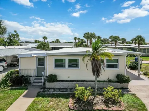 104 Via Veneto Venice FL 34285